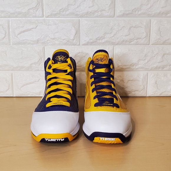 Nike Lebron 7 VII QS Media Day LA Mens Size 6 Purple White Yellow CW2300-500 - Picture 9 of 12